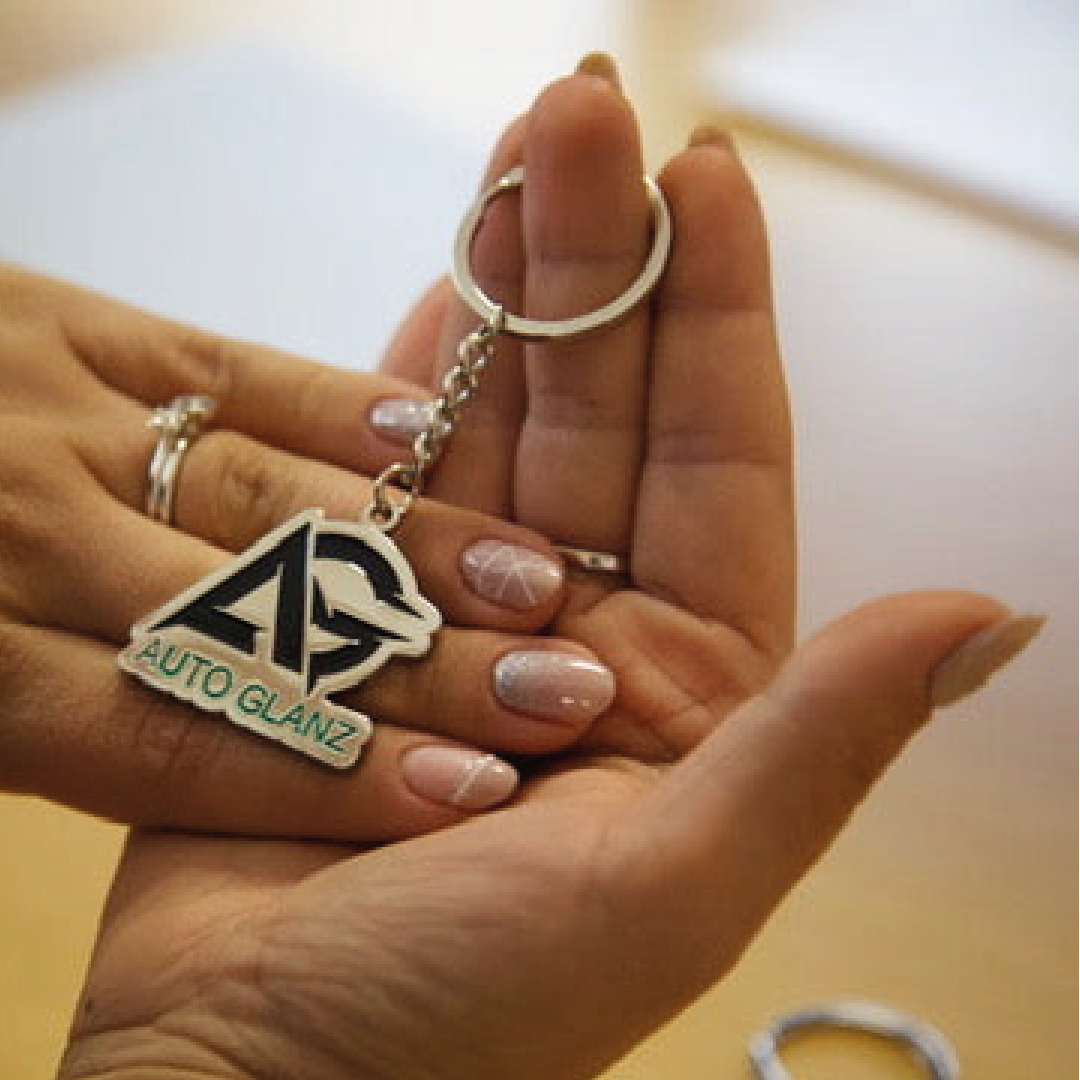 Metalowy brelok z logo Auto Glanz